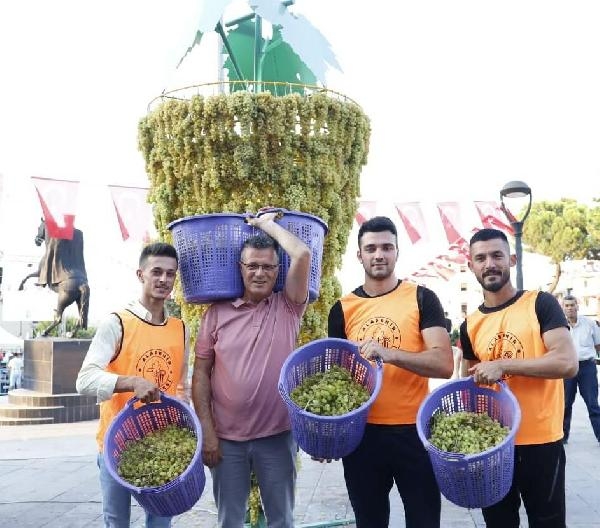Kelter yarışmacıları birincilik için koştular