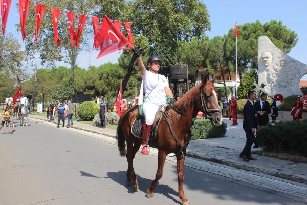 Salihli kurtuluşunun 100'üncü yılını kutladı
