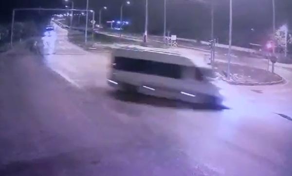 Denizlispor kafilesi kaza geçirdi