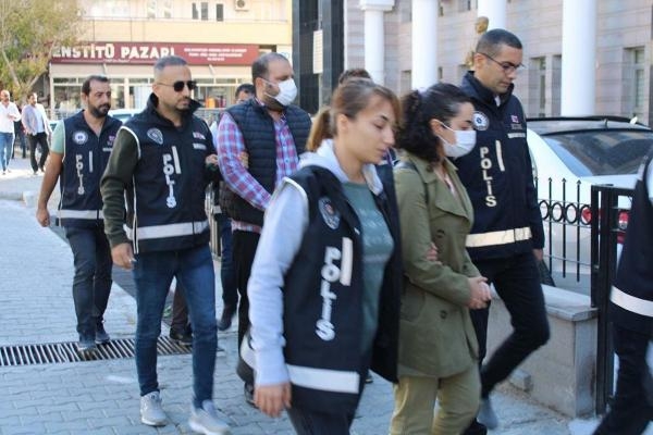 Kuşadası Belediyesi'nde yolsuzluk: 6 tutuklama