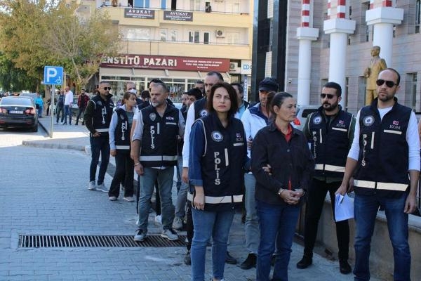 Kuşadası Belediyesi'nde yolsuzluk: 6 tutuklama