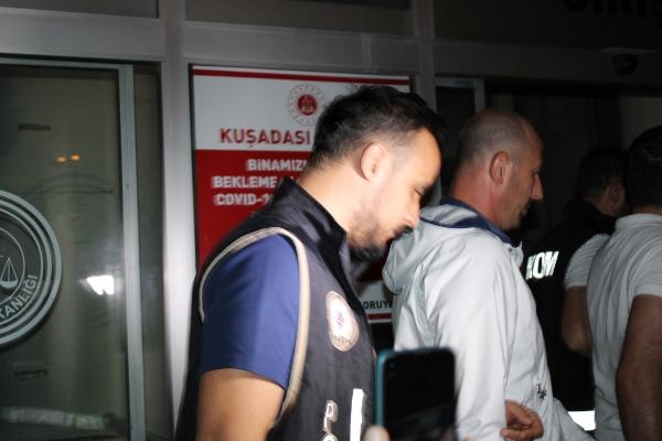 Kuşadası Belediyesi'nde yolsuzluk: 6 tutuklama