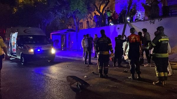 Otomobil ile motosiklet çarpıştı: 1 ölü, 3 yaralı