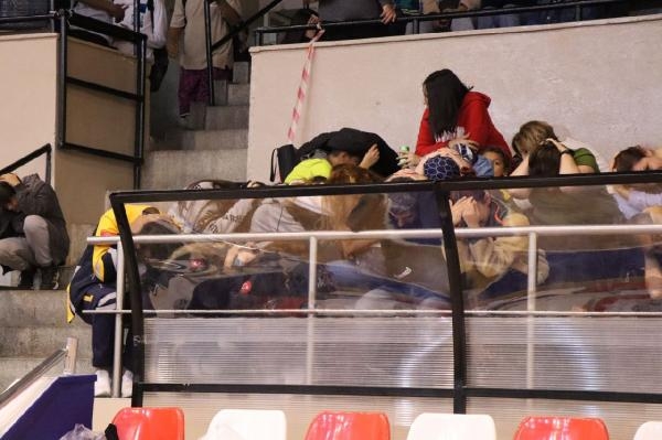 Basketbol maçında deprem tatbikatı