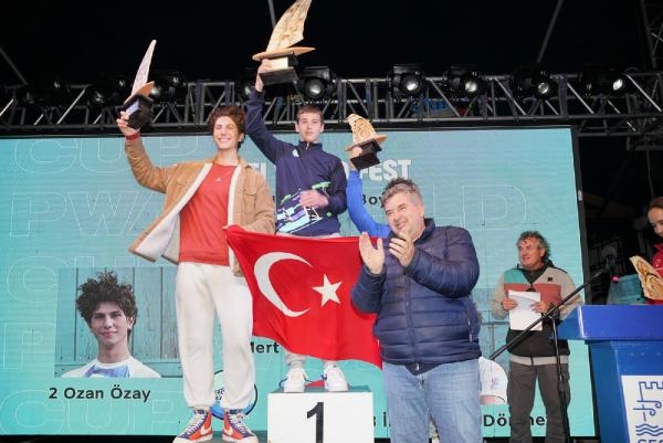 Çeşme PWA Slalom Word Cup'da ödüller sahiplerini buldu