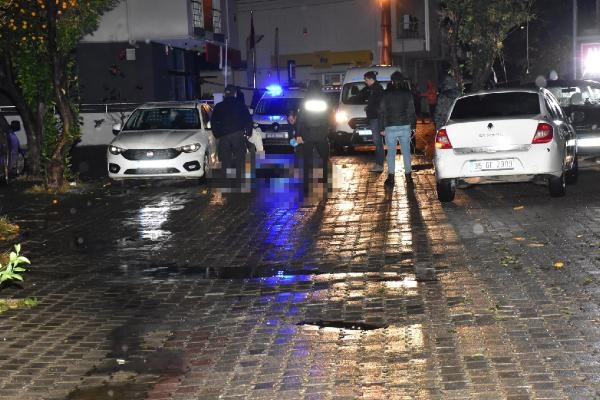 Güzelbahçe'de pusu! İki kişi öldürüldü