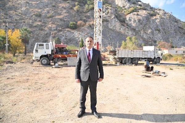 Manisa'da su kaynakları alarmı! 181 kuyu kurudu