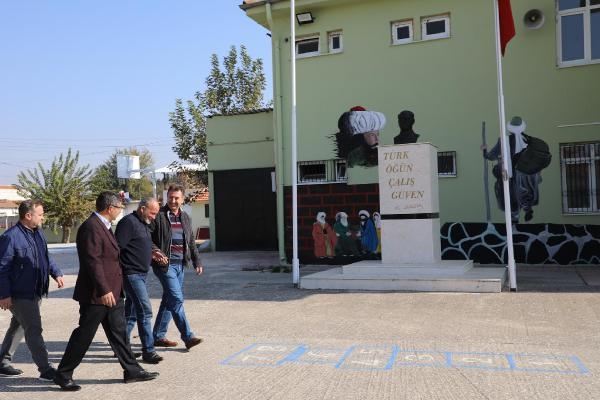 Manisa'nın ilk köy yaşam merkezi Şehzadeler'de yaptırıldı