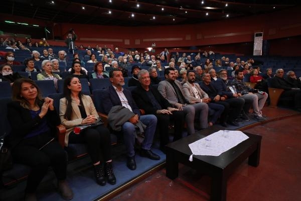 Narlıdere'de öğretmenlere saygı konseri