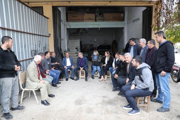 AK Parti'den İzmir'in 30 ilçesinde eş zamanlı ziyaret! Her eve gidiliyor