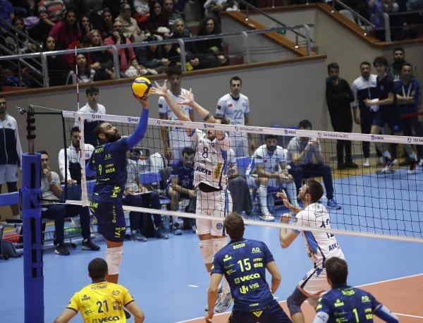Arkas Spor - Valsa Group Modena: 0-3