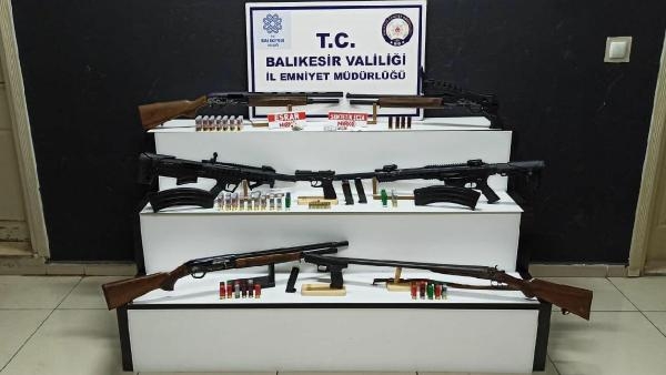 Baltalı işkence yapan kadın!