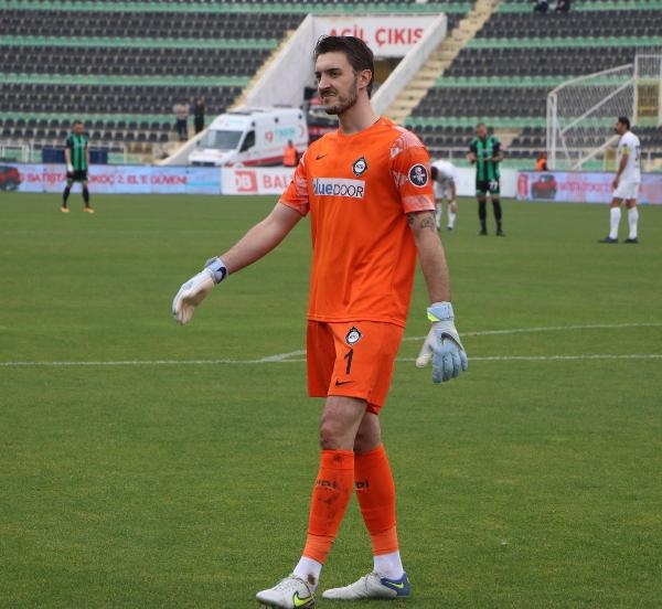 Dövülen kaleci şikayetçi olmadı