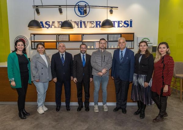 Gastronomi öğrencileri İtalyan pizzasının inceliklerini öğrendi