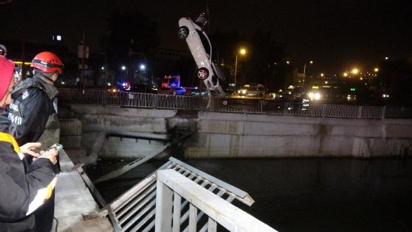 Gece kulübünden çıktılar, dereye uçtular