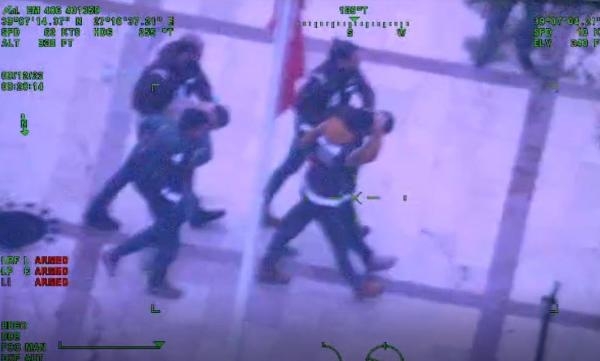 İzmir'de 'Silindir Operasyonu'nda gözaltına alınan şüpheliler adliyede