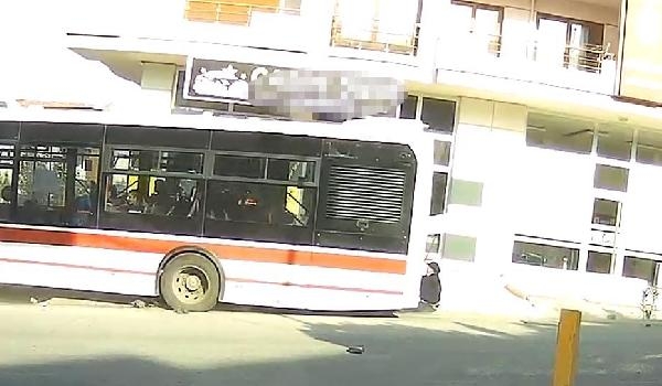 Kadın otobüs şoförü ölümden böyle döndü