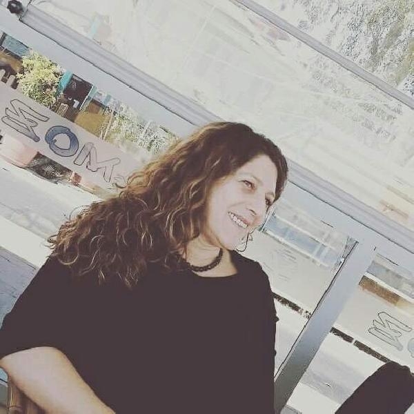 Kadın şoför, kadın okul müdürünü ezdi