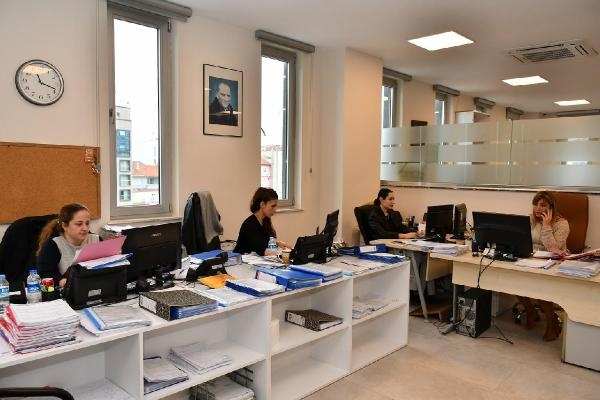 Kuşadası Belediyesi yeni binasında! Tüm birimler aynı yerde