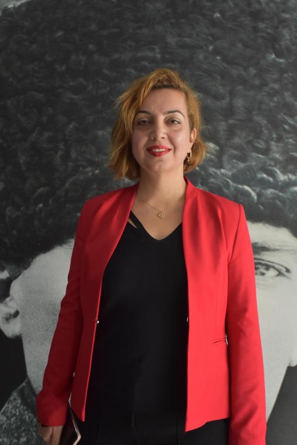Liseli öğrencilerden kardeş okuldaki özel çocuklara ziyaret