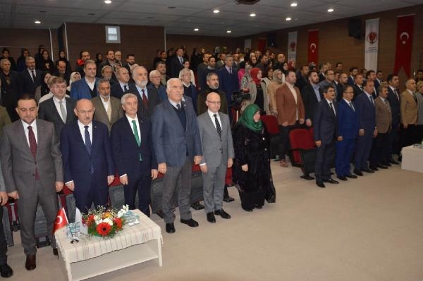 Manisa'da 245 derslikli lisesi ve 100 kişilik öğrenci yurdu hizmete açıldı