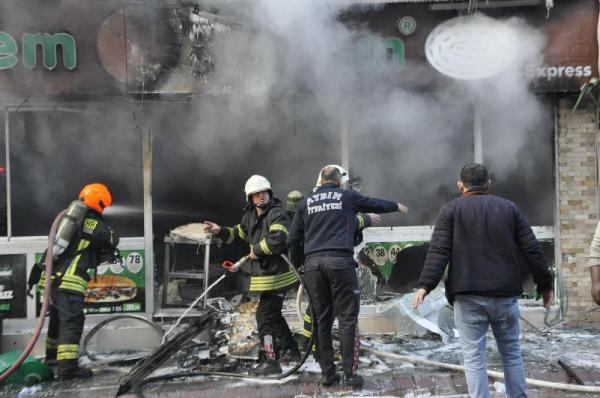 Nazilli'de patlama! Anneler ve kızları öldü