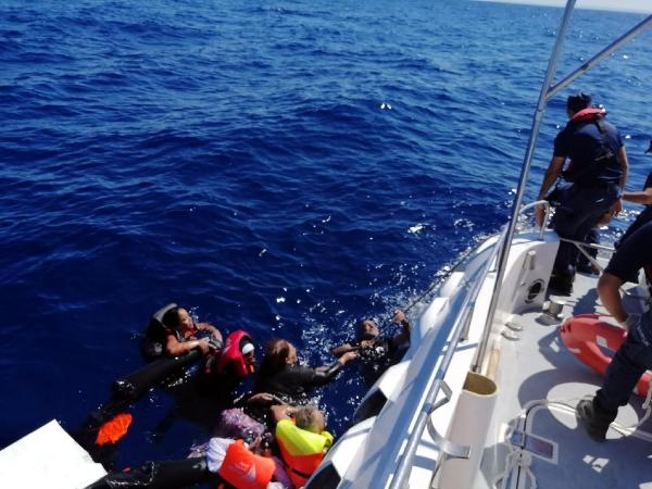 Yunanistan, 11 ayda 19 bin 636 göçmeni ölüme itti