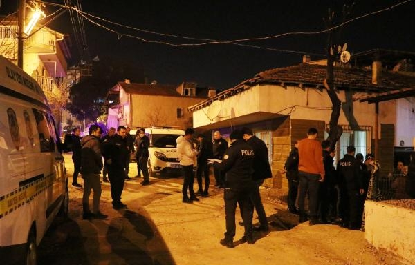 2 yaşındaki bebeği işkenceyle öldürdüler