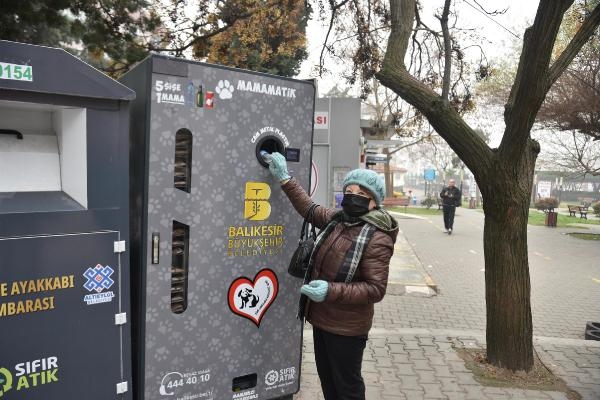 Balıkesir'de mamamatikler devreye girdi! 5 atık şişe getir mama al