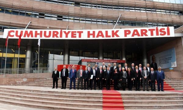 Başkan İduğ, Kılıçdaroğlu'na gitti, hizmetlerini anlattı