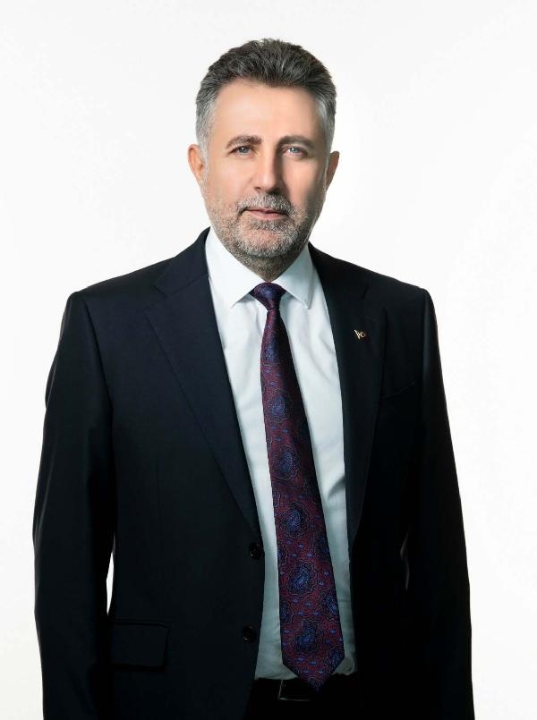 Bayraklı'nın arşivinde dijital dönem! İZKA'dan belediyeye hibe