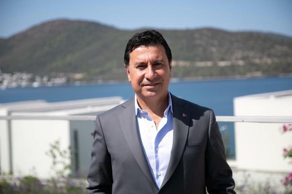 Belediye başkanına restoranda saldırı!
