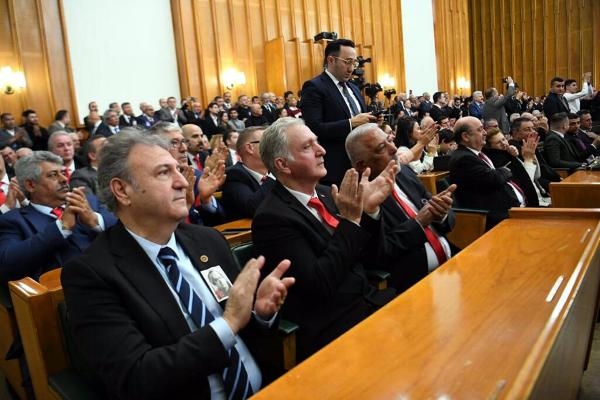 Bornova Belediye Başkanı, meclis üyeleri ve muhtarlar Ankara'da