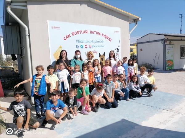 Bornova Belediyesi 1 yılda 15 bin sokak hayvanını tedavi ettirdi