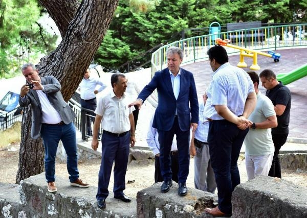 Bornova'da 561 parkta, kişi başına 14 metrekare yeşil alan