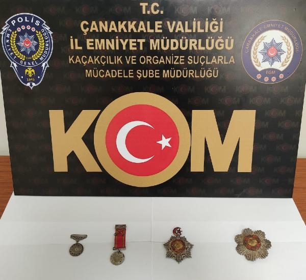 Çanakkale'de Osmanlı dönemi madalyaları ele geçirildi; 2 gözaltı