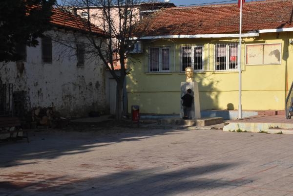 Çatalcalıların köy meydanı hayali yeni yılda gerçek oluyor