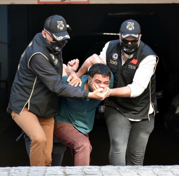 İzmir'de cezaevi aracına saldırı davasında 4 tahliye