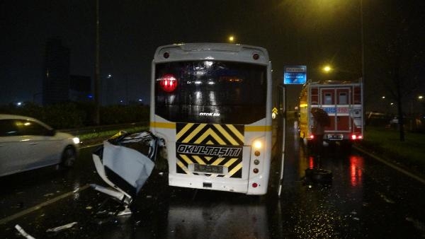 İzmir'de sağanak kazalara neden oldu