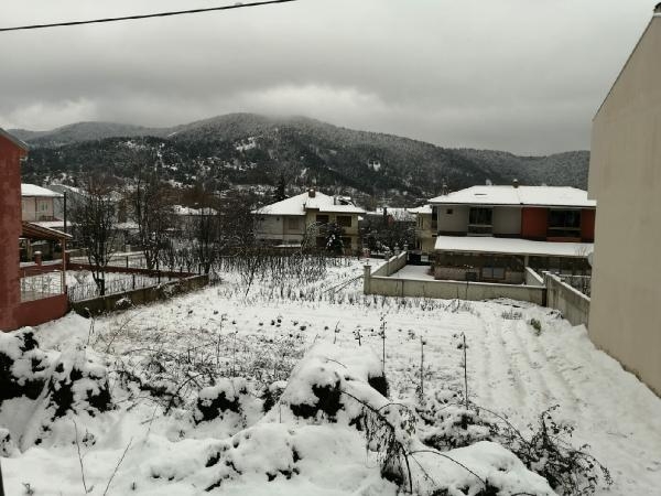 İzmir'in 3 ilçesinde kar yağışı