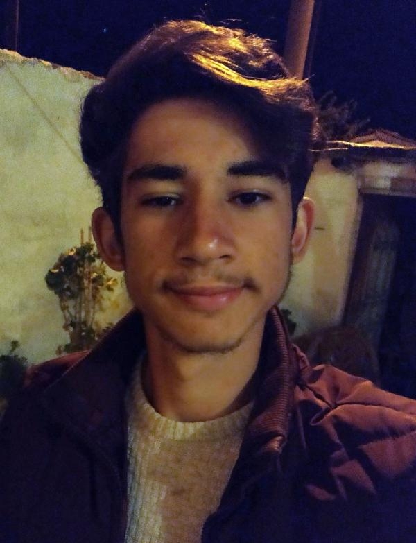 Kafa kafaya çarpıştılar: 1 ölü, 6 yaralı