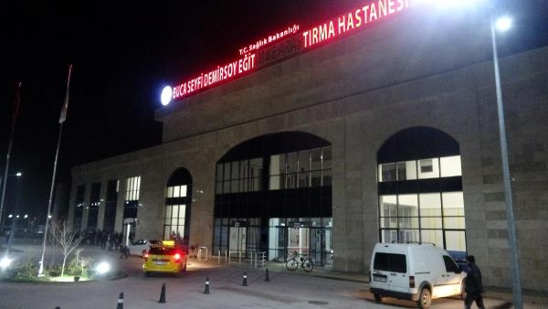 Kıraathanede silahlı bıçaklı hesaplaşma