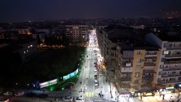 Manisa Büyükşehir'den yenileme! Prestij cadde çalışması tamamladı