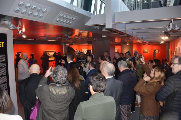Ressam Dağ'ın eserleri Folkart Gallery'de sergide