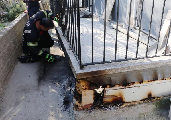 Vahşet! Paşa'yı kulübesinde diri diri yaktılar