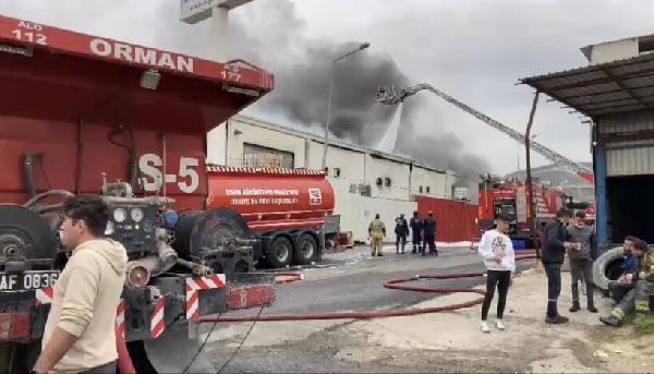 Aliağa'da büyük yangın!