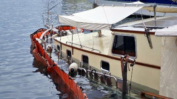 Bodrum'da su alan tur teknesi böyle battı