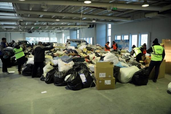 Bodrum'dan depremzedeler için 7 TIR dolusu yardım malzemesi gönderildi