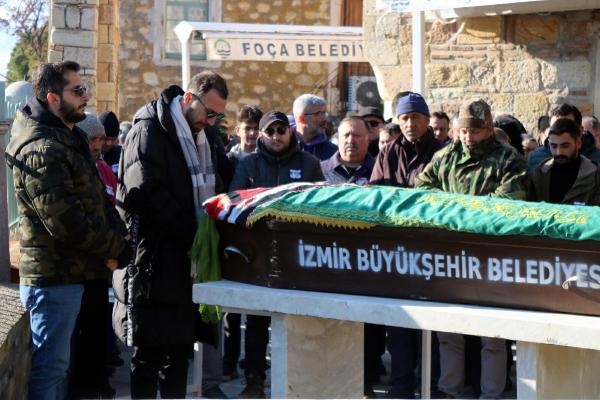 Doktor baba, mühendis anne ve iki çocukları öldü