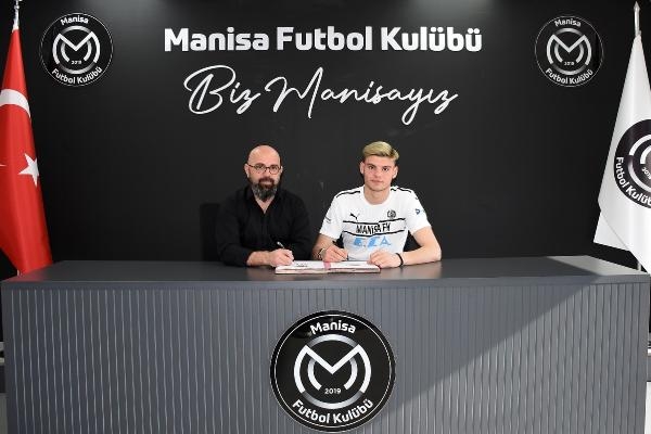 Manisa FK'da 3 imza birden